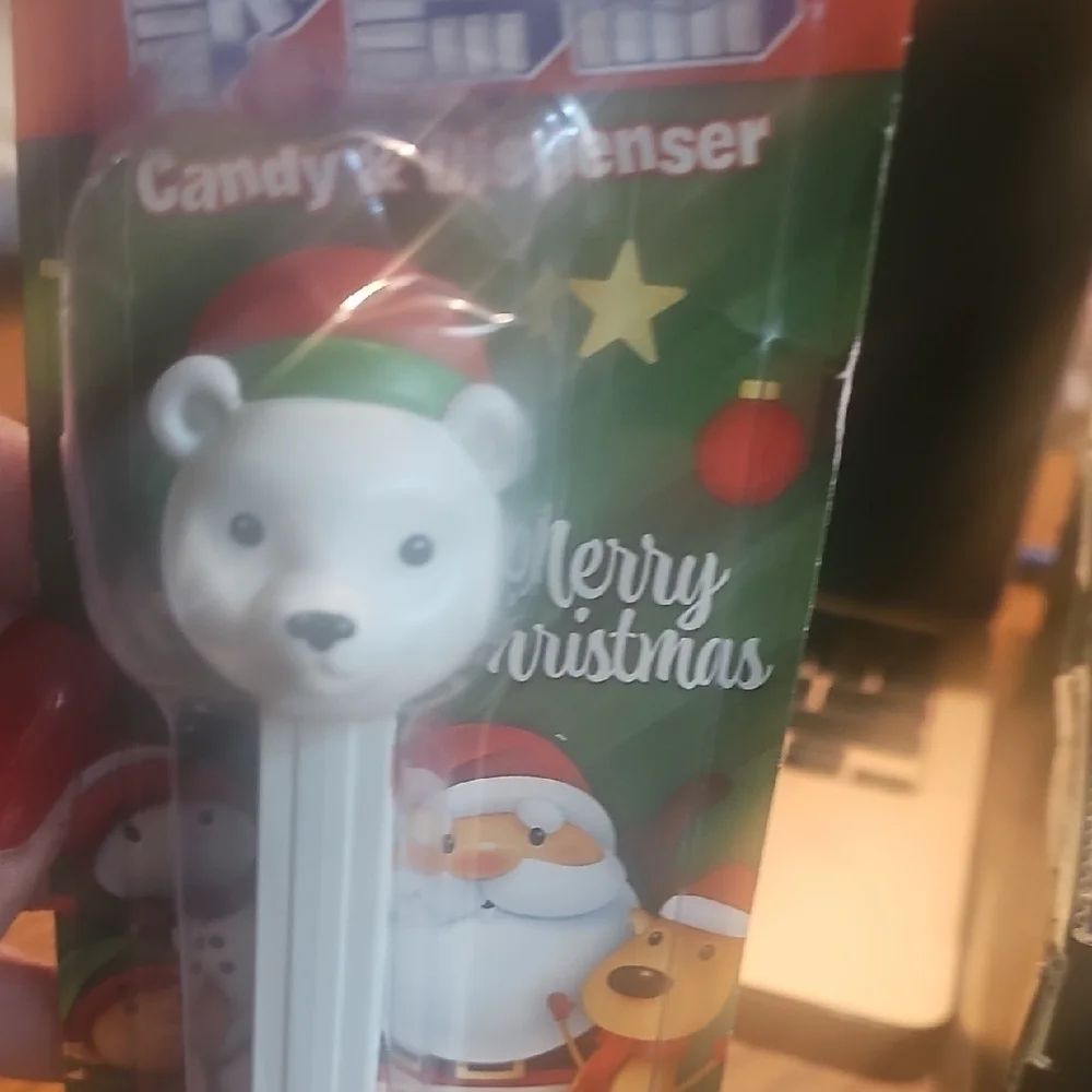 Pez Christmas Collection Christmas Bear Candy Dispenser - White NWT